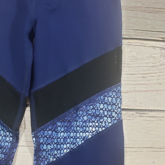 Her Universe girls Navy supergirl leggings small - Picture 2 of 6